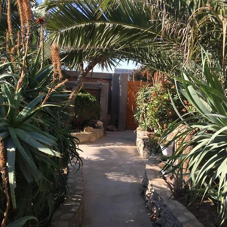 Tranquility Self Catering Hotel Luderitz Ngoại thất bức ảnh