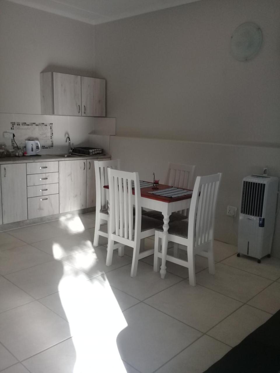Tranquility Self Catering Hotel Luderitz Ngoại thất bức ảnh