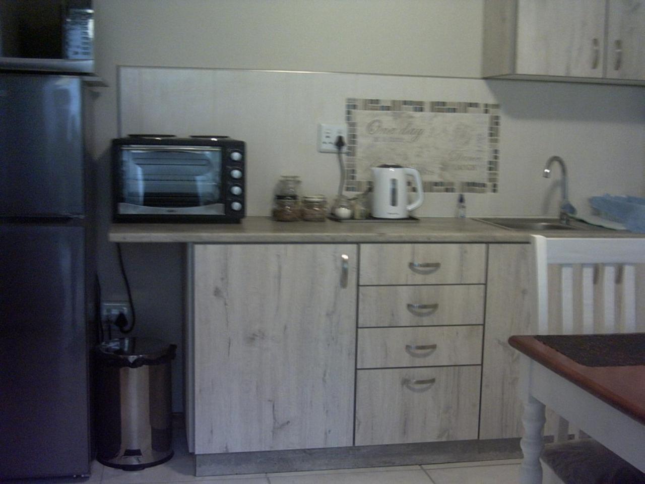 Tranquility Self Catering Hotel Luderitz Ngoại thất bức ảnh